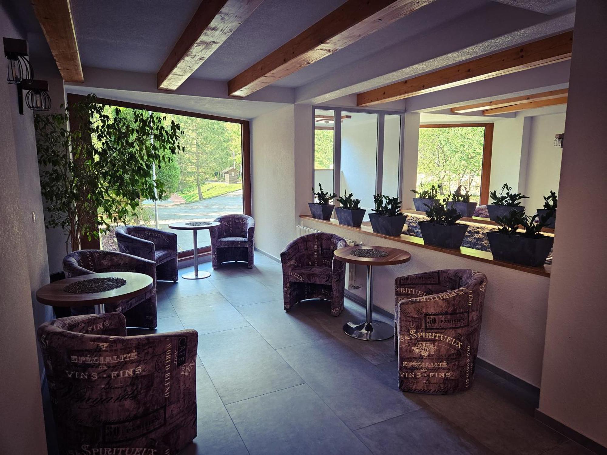 Hotel Krpacovo Bagian luar foto