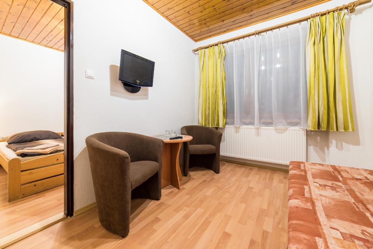 Hotel Krpacovo Bagian luar foto